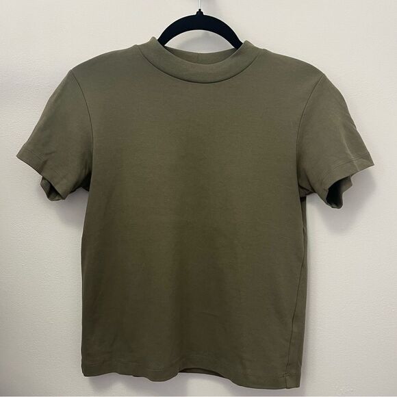 GU Mock Neck Tee - Picture 1 of 2